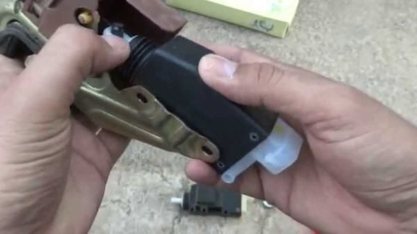 Ремонт дверных замков г. Ивантеевка